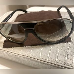 Unisex Tom Ford Sunglasses